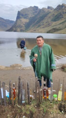 VIDENTE-EN-LAGUNA-SACANDO-AGUA